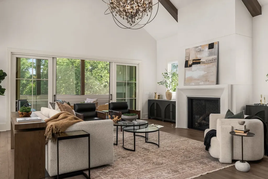 215 La Vista Drive Nashville TN 37215