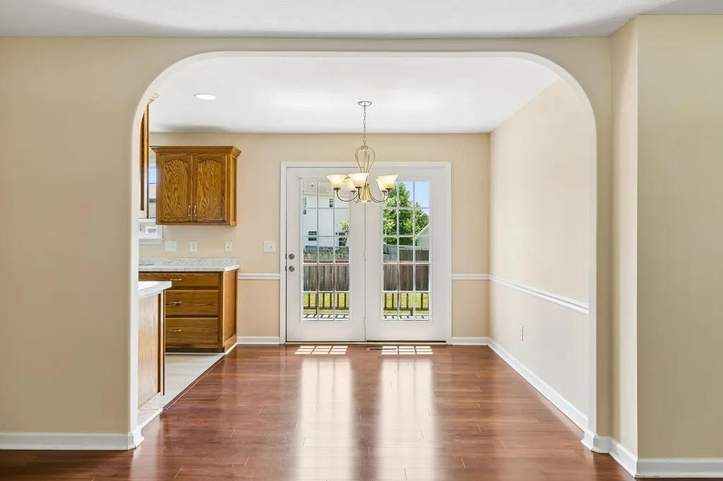 1921 Littleton Court Columbia TN 38401