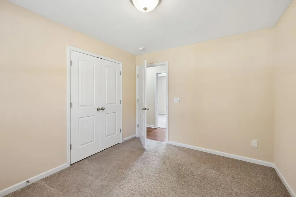 1921 Littleton Court Columbia TN 38401