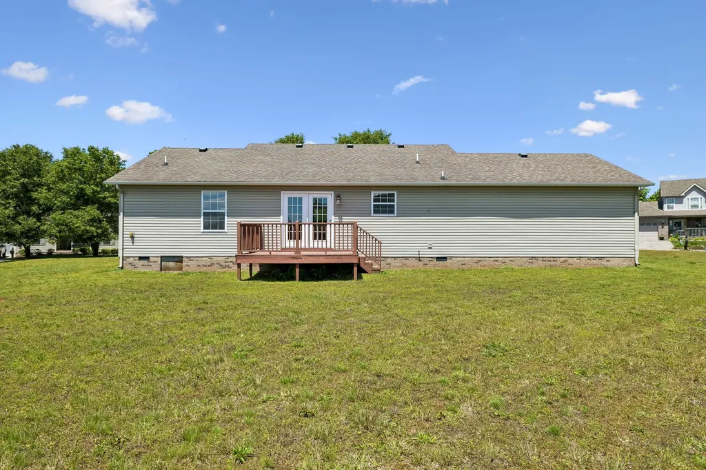 1921 Littleton Court Columbia TN 38401