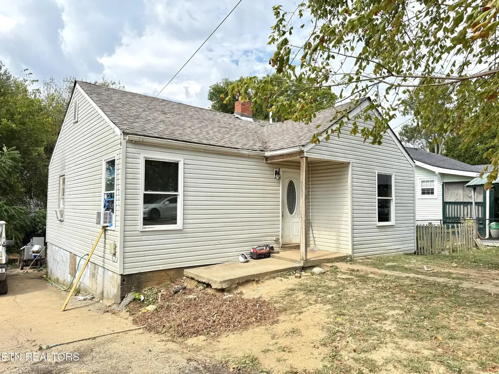 3229 Shields Avenue Knoxville TN 37914