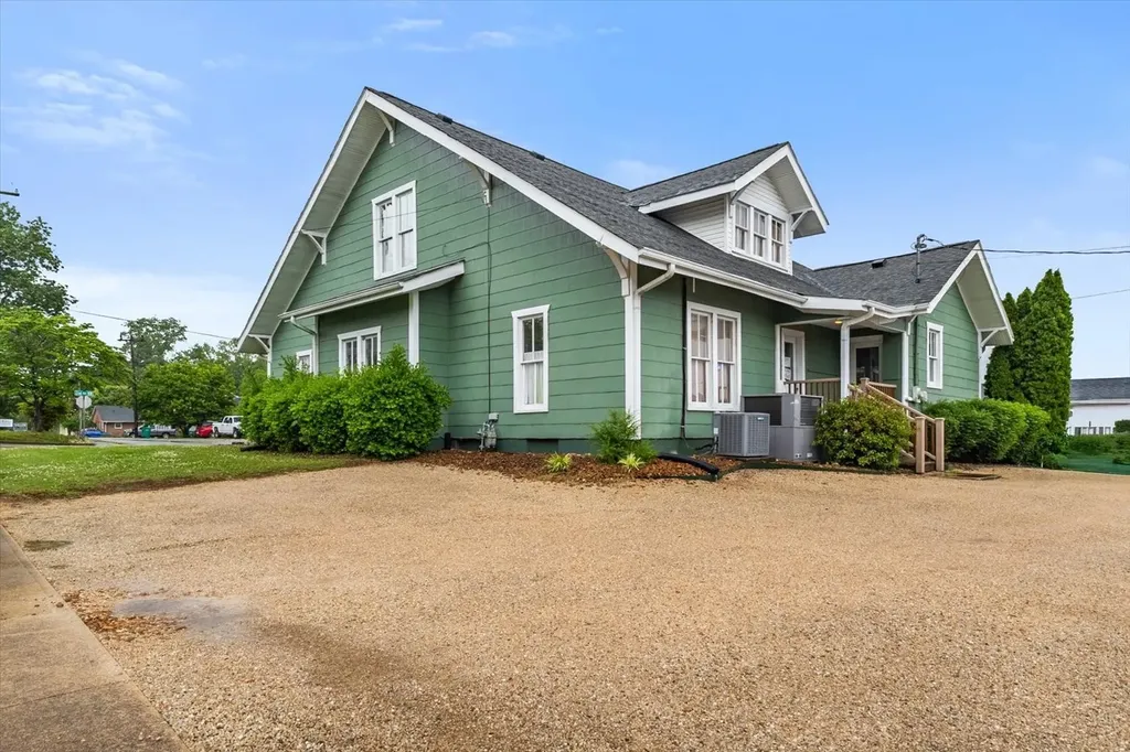 309 2nd Ave, NW Winchester TN 37398