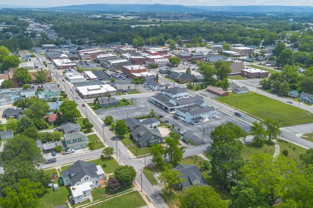 309 2nd Ave, NW Winchester TN 37398