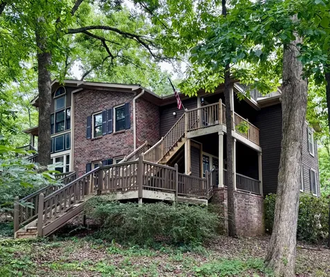 2002 Greenwood Pl, SW Huntsville AL 35802