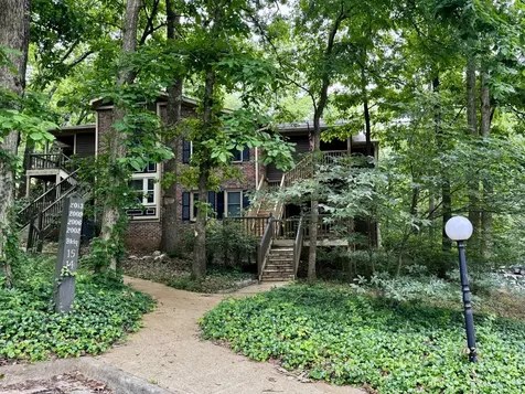 2002 Greenwood Pl, SW Huntsville AL 35802