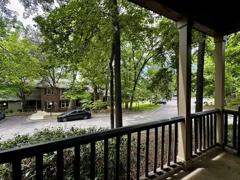 2002 Greenwood Pl, SW Huntsville AL 35802