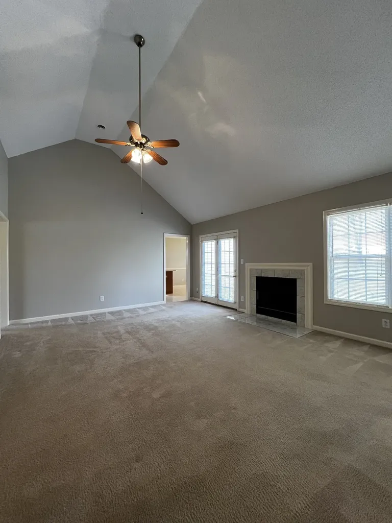 3427 Poplar Hill Clarksville TN 37043
