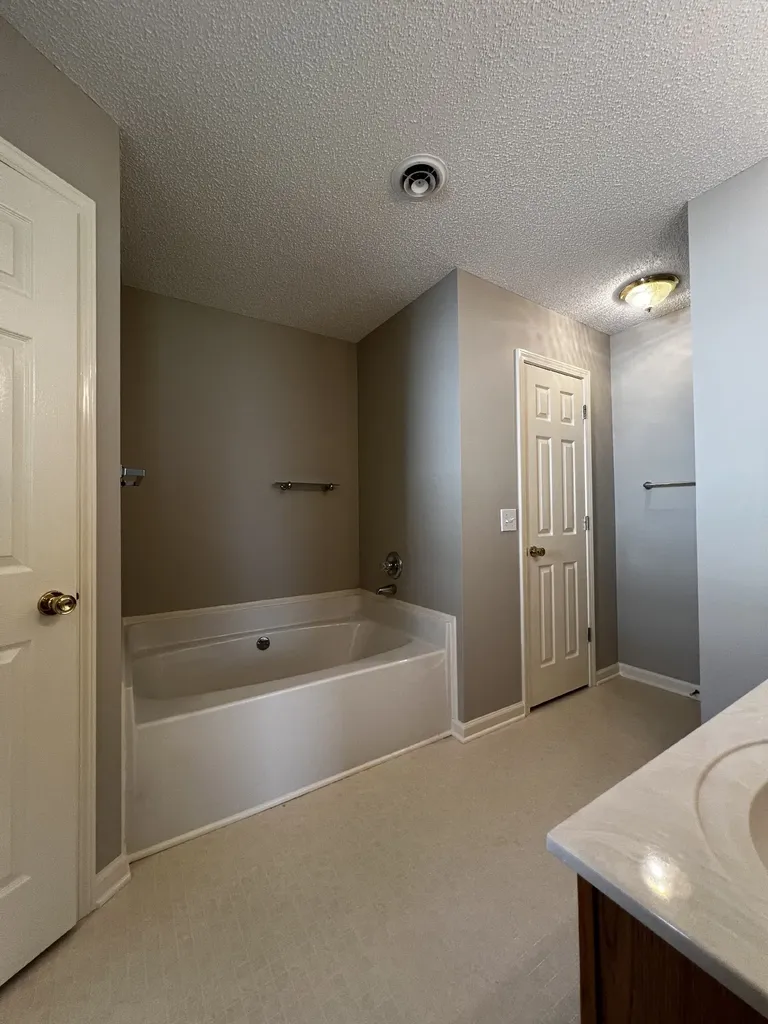 3427 Poplar Hill Clarksville TN 37043