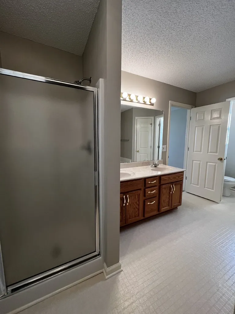 3427 Poplar Hill Clarksville TN 37043