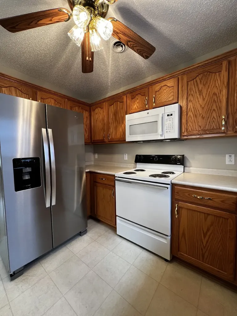 3427 Poplar Hill Clarksville TN 37043