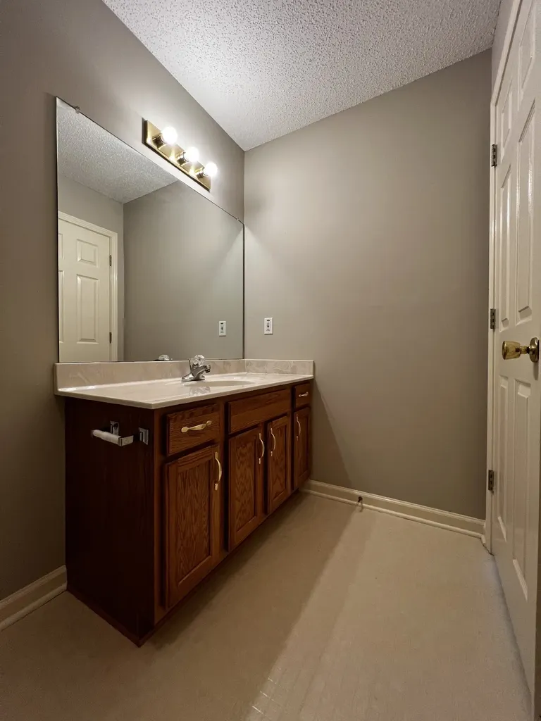 3427 Poplar Hill Clarksville TN 37043