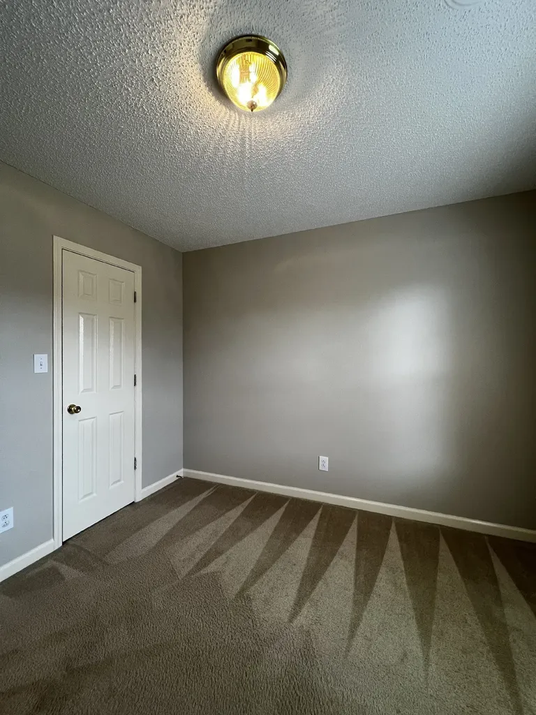 3427 Poplar Hill Clarksville TN 37043