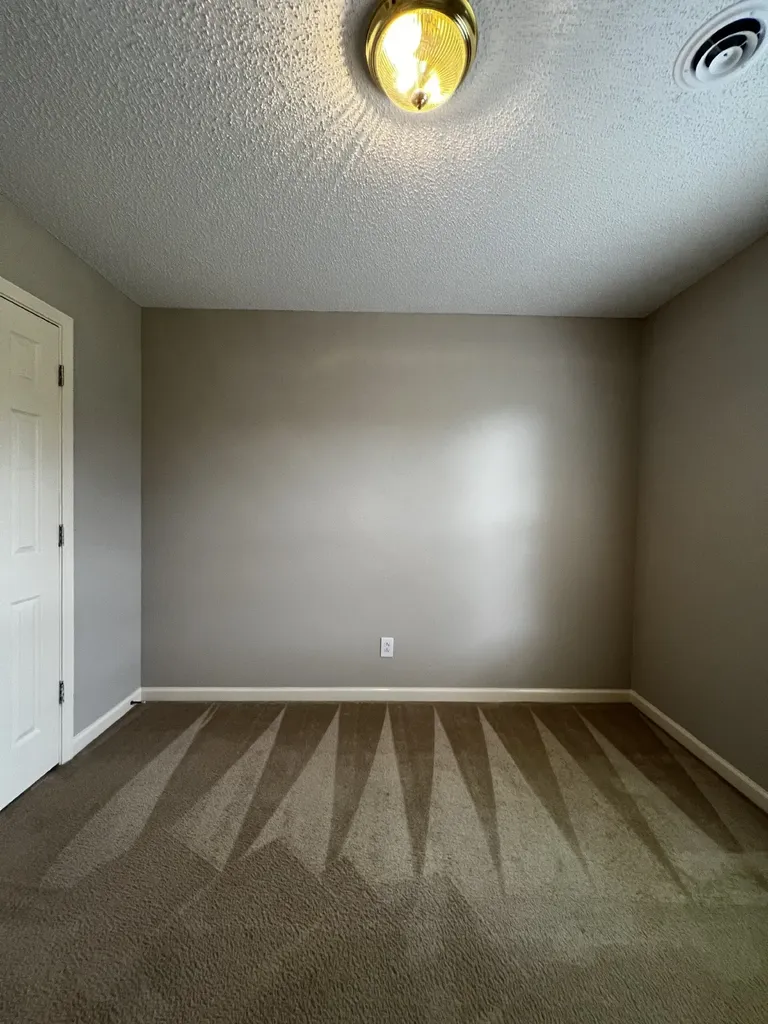 3427 Poplar Hill Clarksville TN 37043