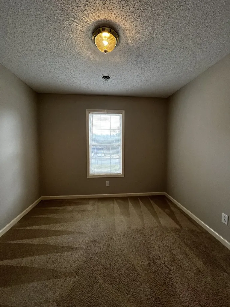 3427 Poplar Hill Clarksville TN 37043
