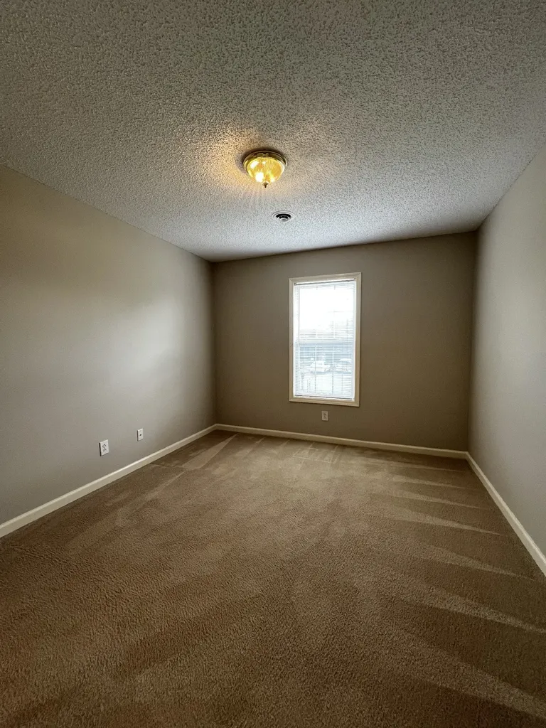 3427 Poplar Hill Clarksville TN 37043