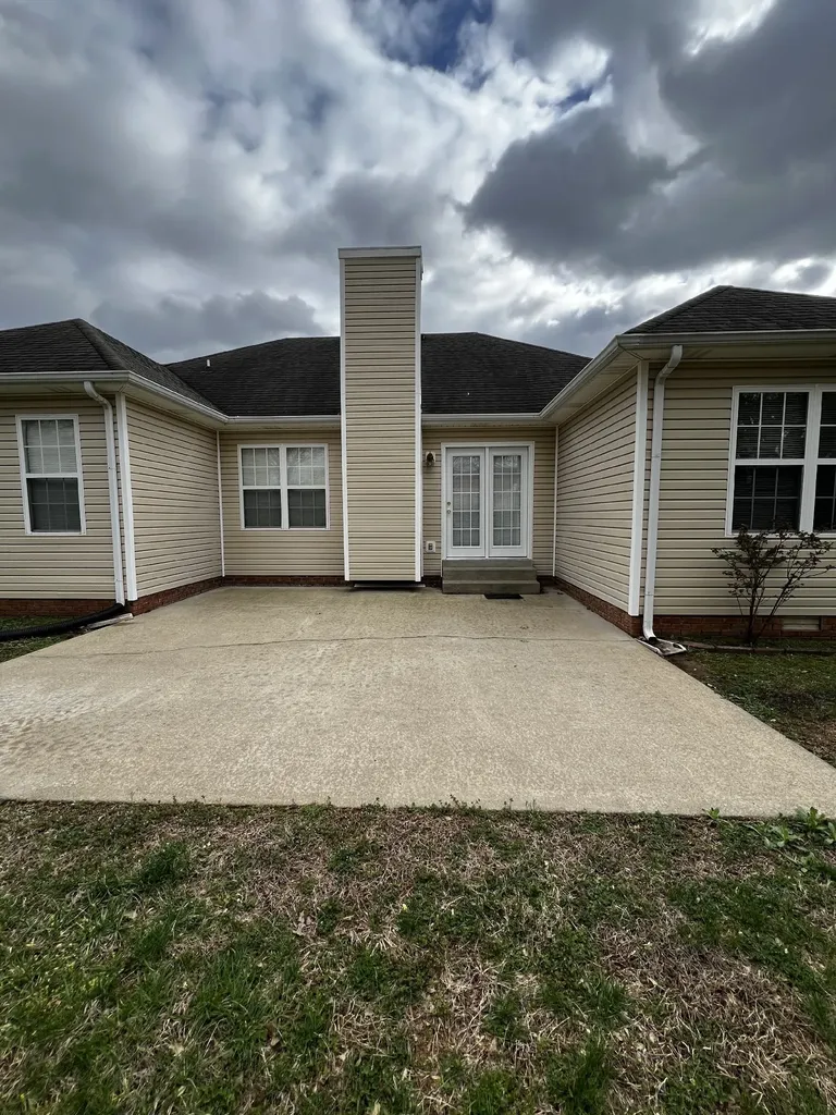 3427 Poplar Hill Clarksville TN 37043