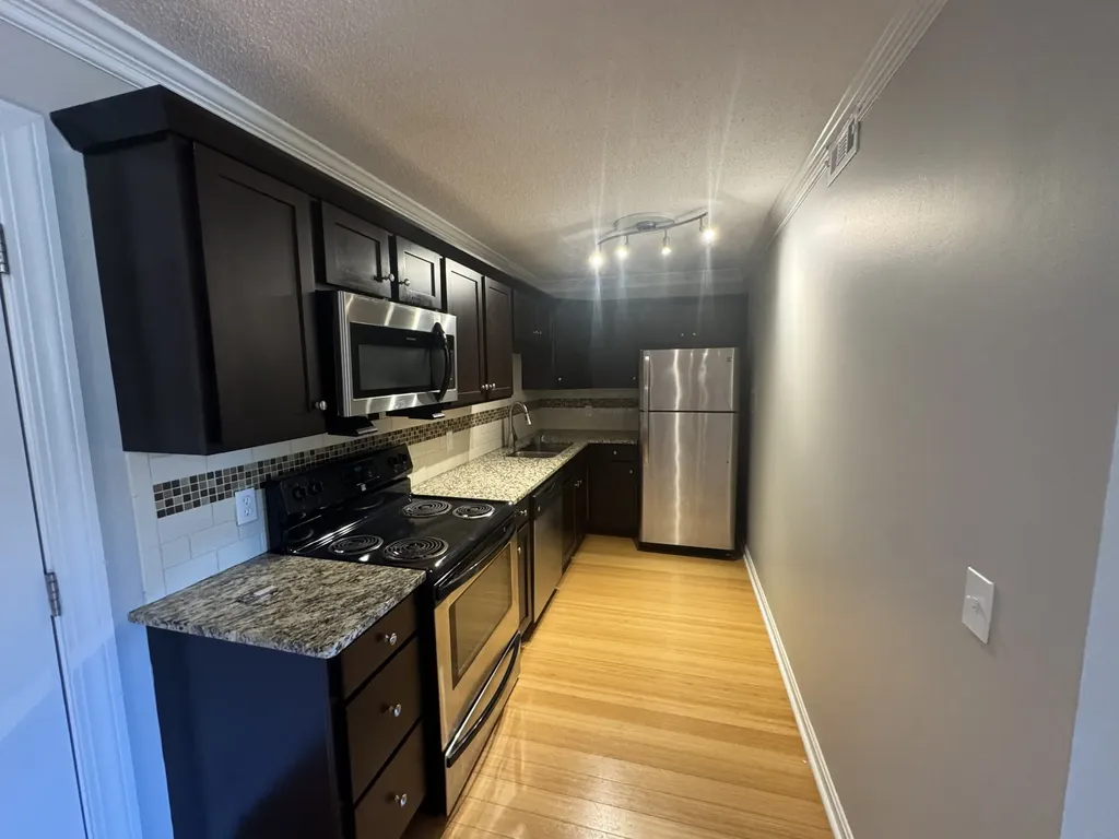 6680 Charlotte Pike Nashville TN 37209