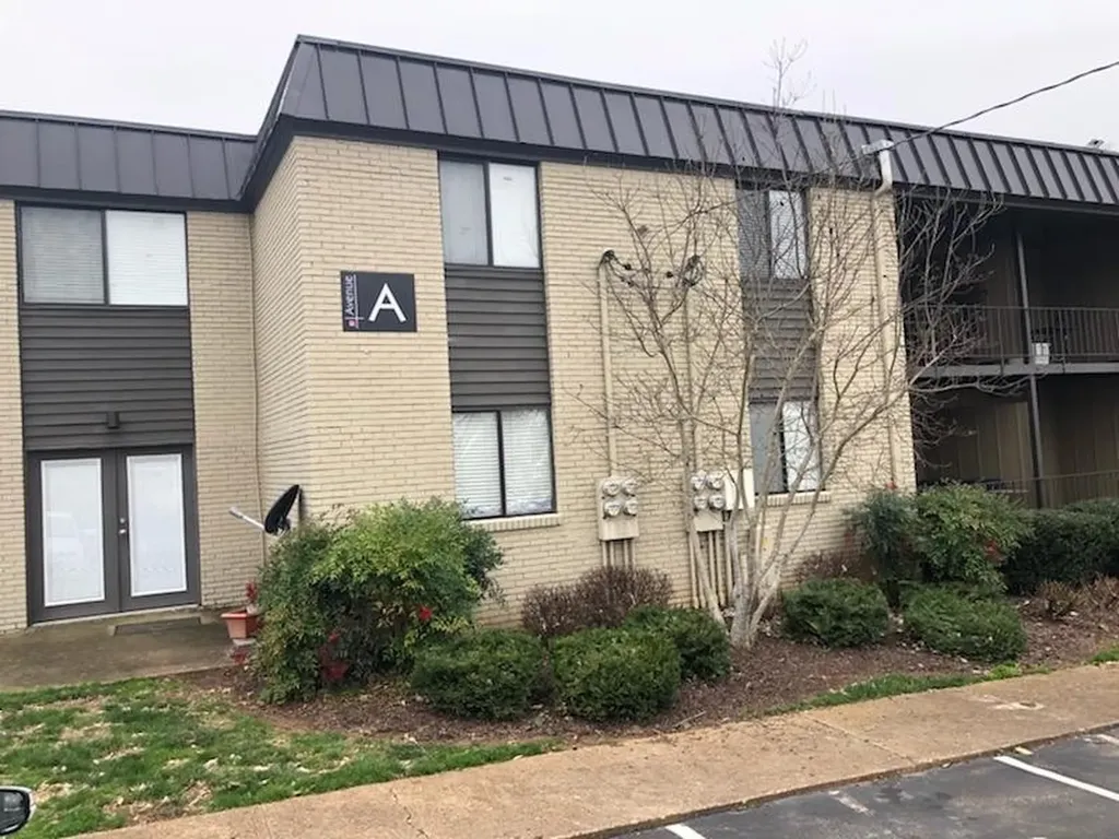 6680 Charlotte Pike Nashville TN 37209