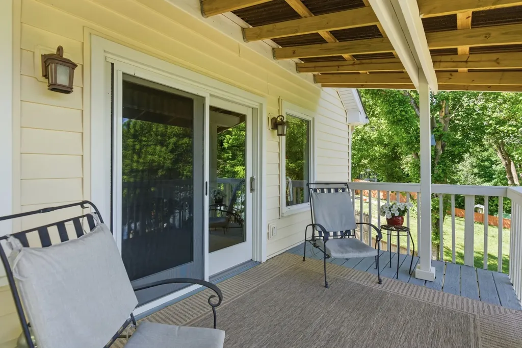135 Keenan Lane Mount Juliet TN 37122