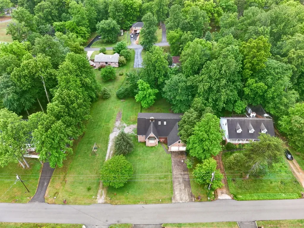 866 Pen Oak Drive Cookeville TN 38501
