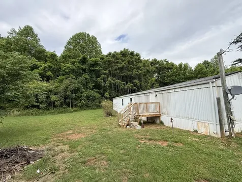 8149 Mcminnville Highway Doyle TN 38559