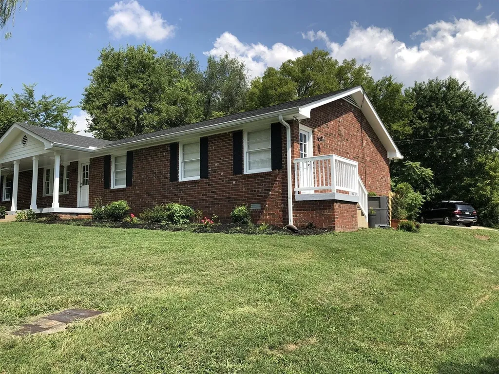 328 Rosebank Avenue Nashville TN 37206