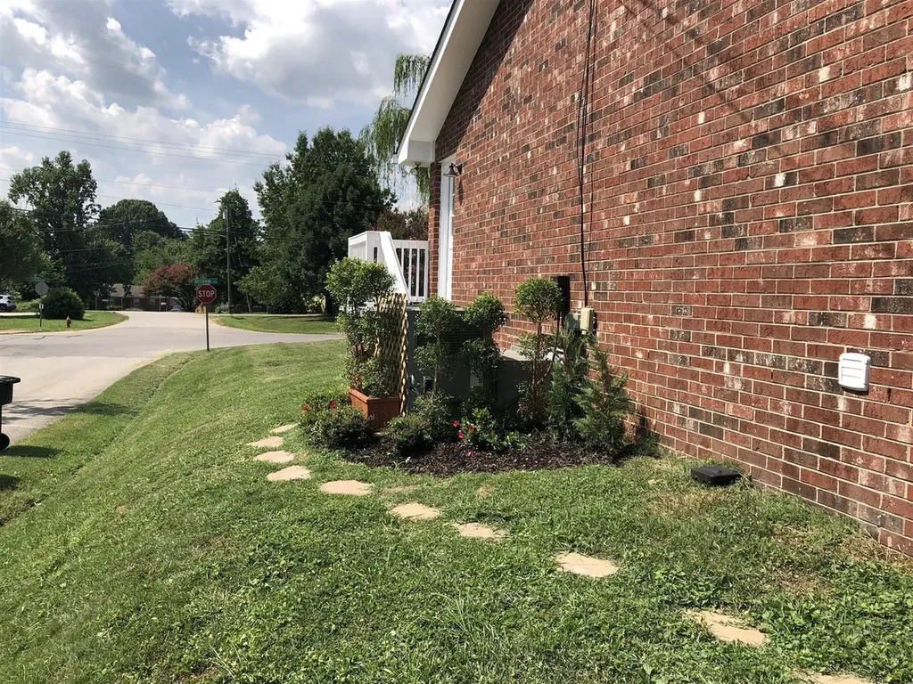 328 Rosebank Avenue Nashville TN 37206