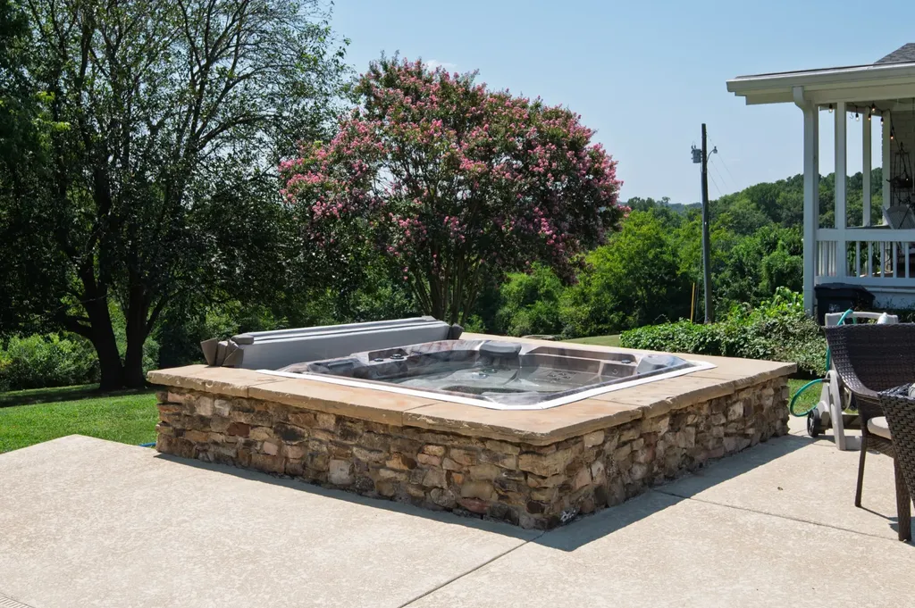 344 Peach Valley Road Gallatin TN 37066