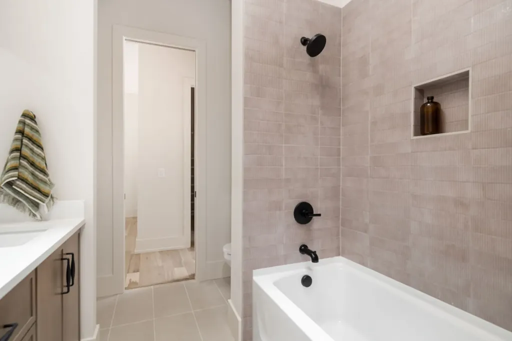2507A Vaulx Lane Nashville TN 37204