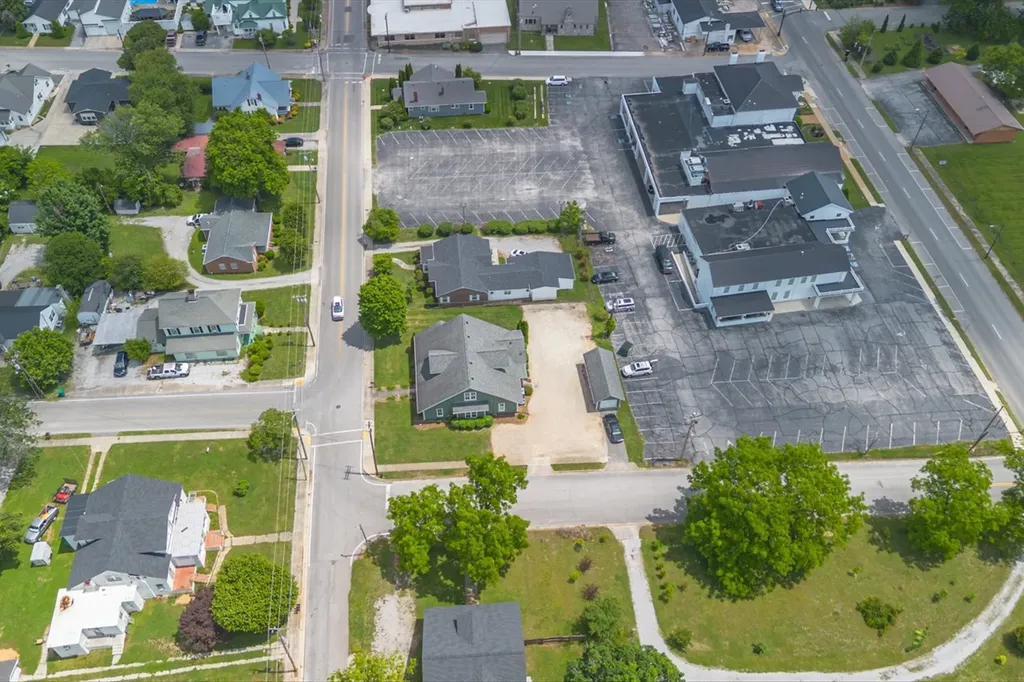 309 2nd Ave, NW Winchester TN 37398