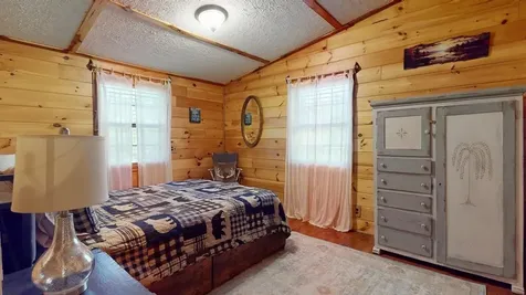 8045 Sarah Thomas Road Silver Point TN 38582