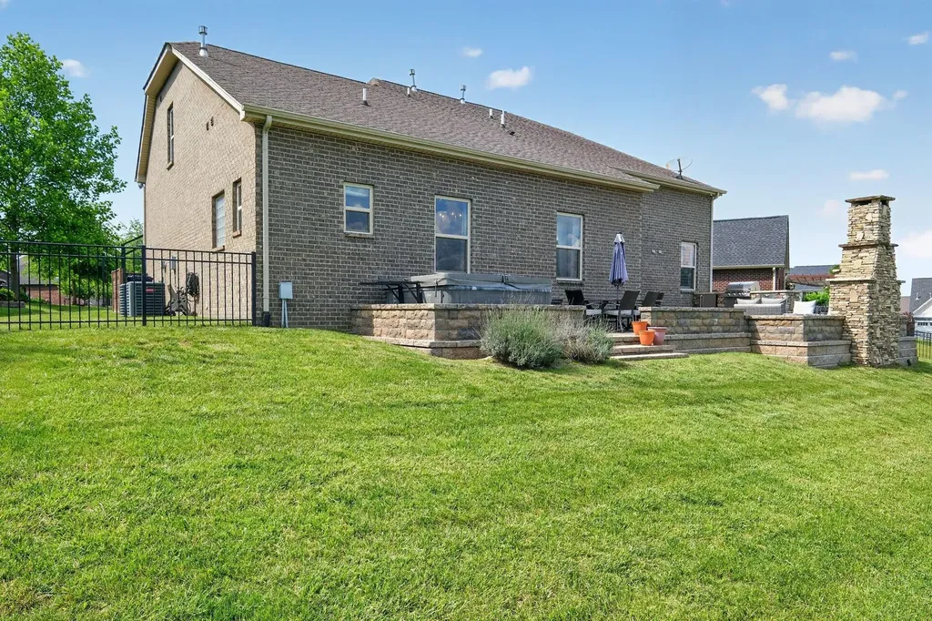2384 Stockwood Trail Thompsons Station TN 37179