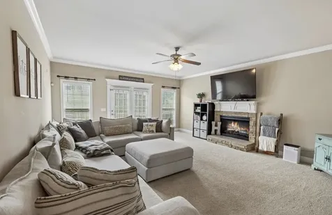 145 Auburn Hills Drive Woodbury TN 37190