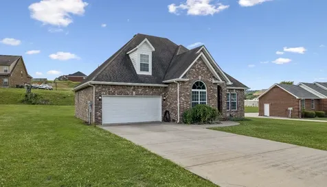 145 Auburn Hills Drive Woodbury TN 37190