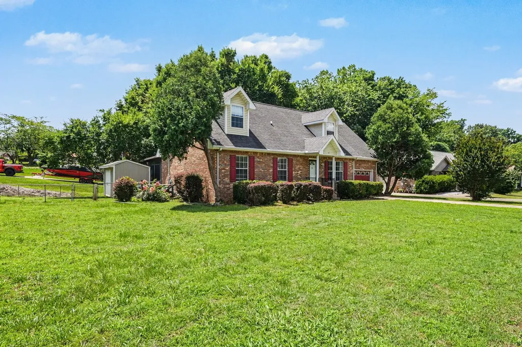 188 Pine Mountain Road Clarksville TN 37042