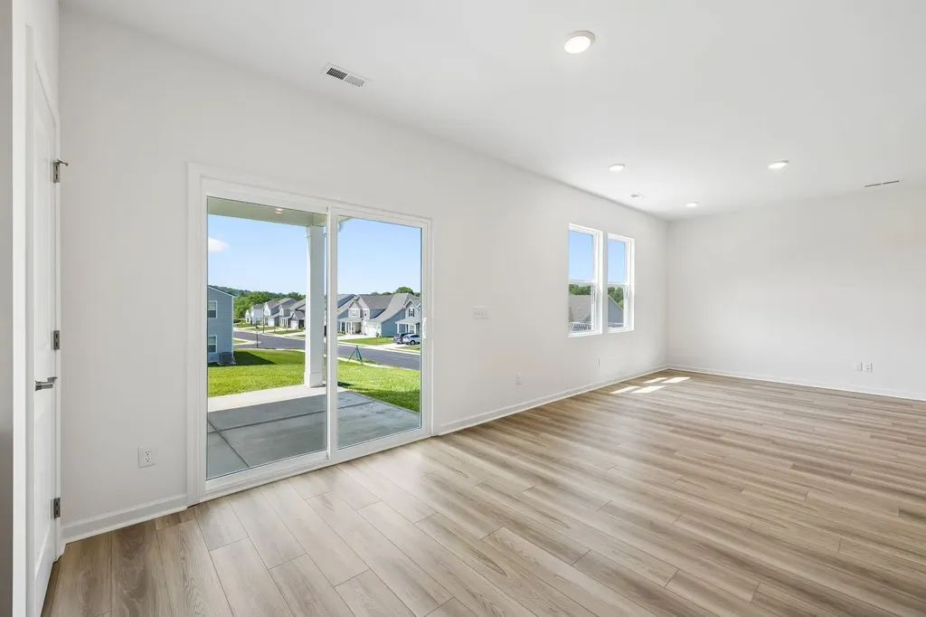 3381 Tucker Trace Columbia TN 38401