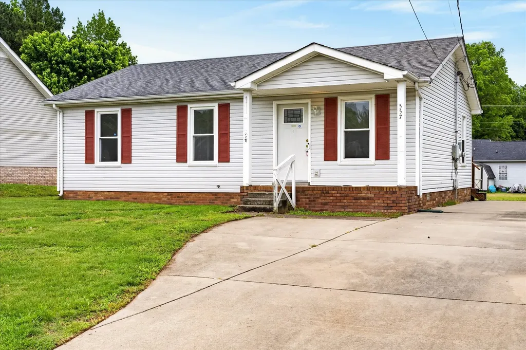 557 Anita Drive Clarksville TN 37042