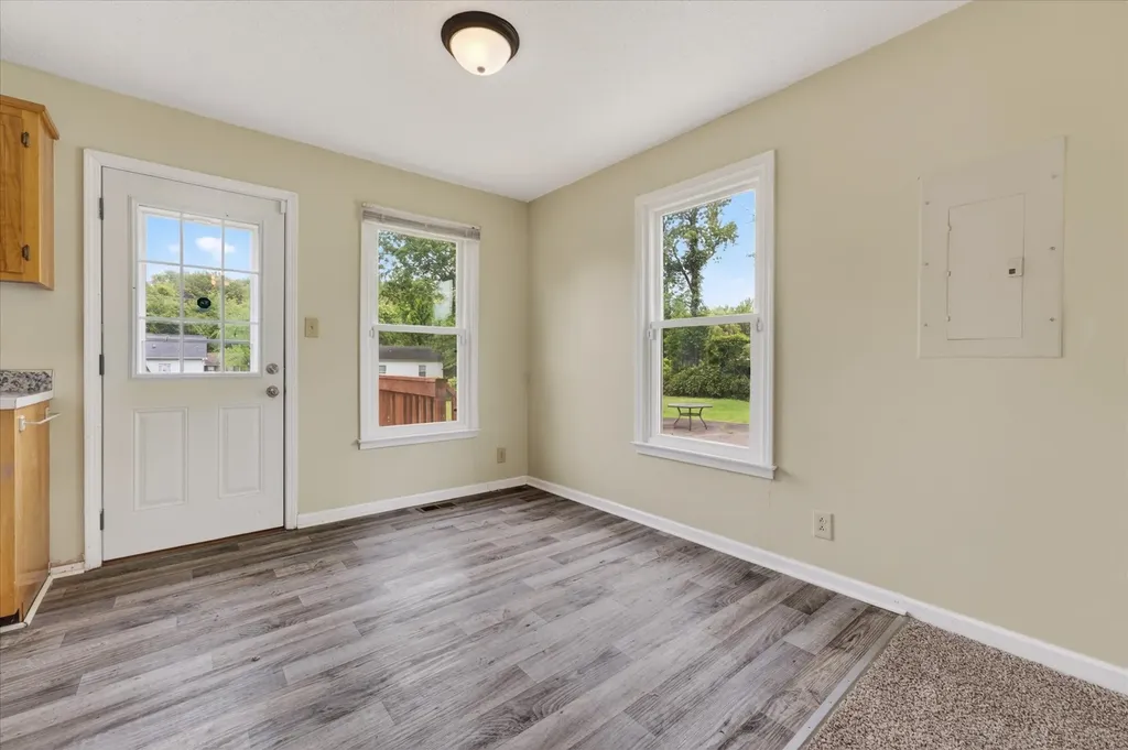557 Anita Drive Clarksville TN 37042