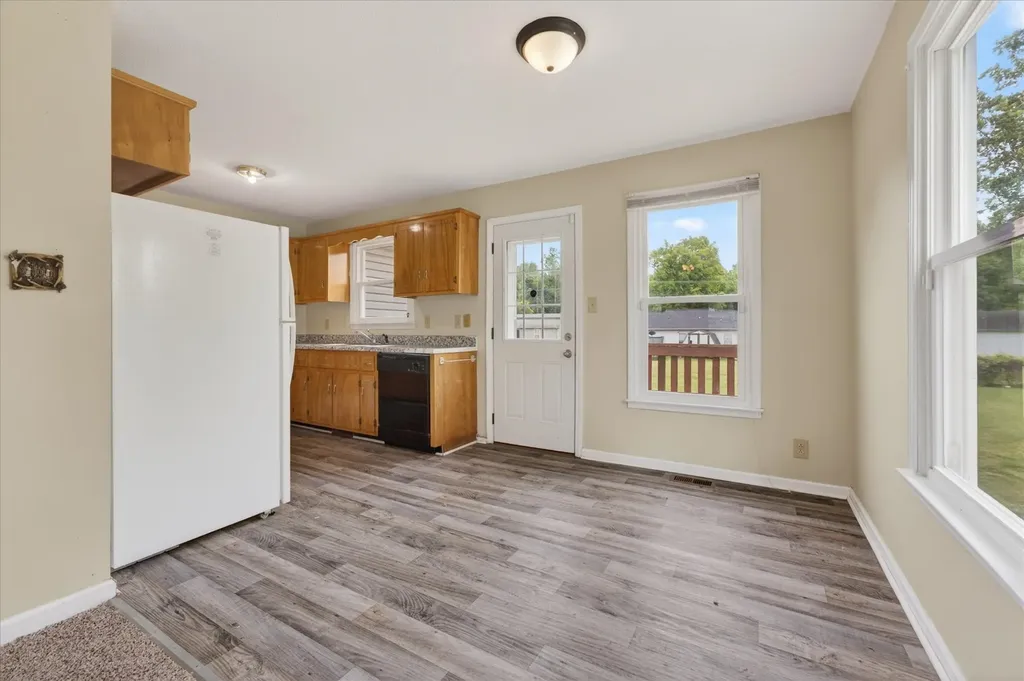 557 Anita Drive Clarksville TN 37042