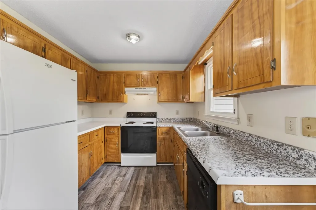 557 Anita Drive Clarksville TN 37042