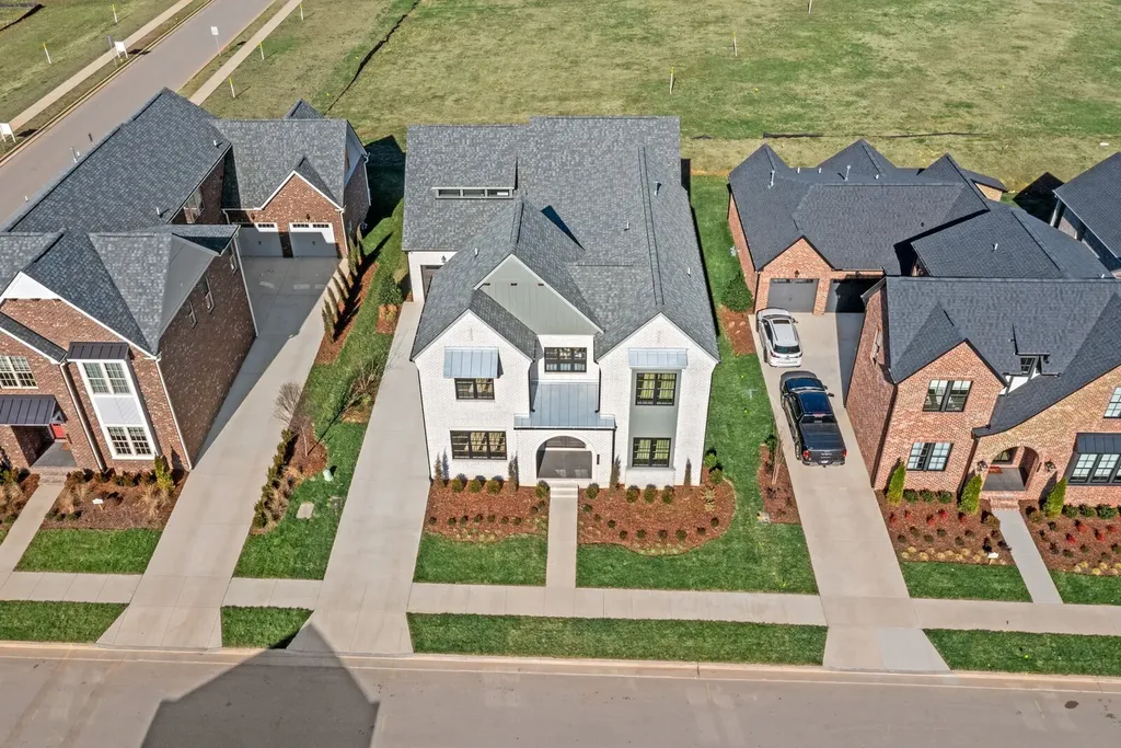 4007 Poplar Farms Dr, E Franklin TN 37067