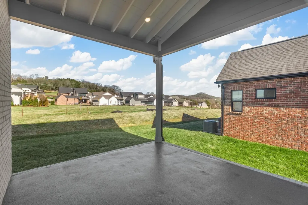 4007 Poplar Farms Dr, E Franklin TN 37067