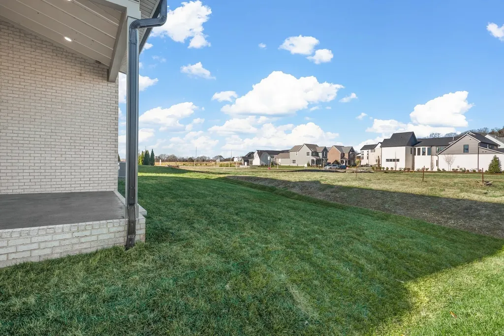 4007 Poplar Farms Dr, E Franklin TN 37067