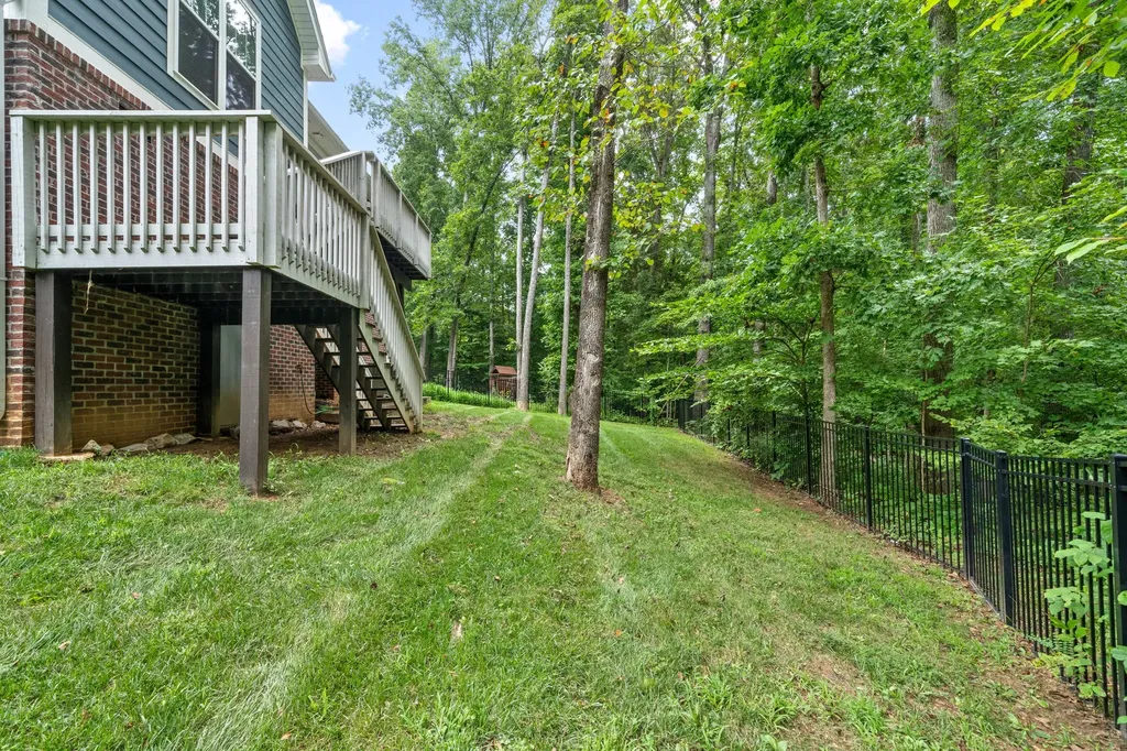 253 Birnam Wood Trace Clarksville TN 37043