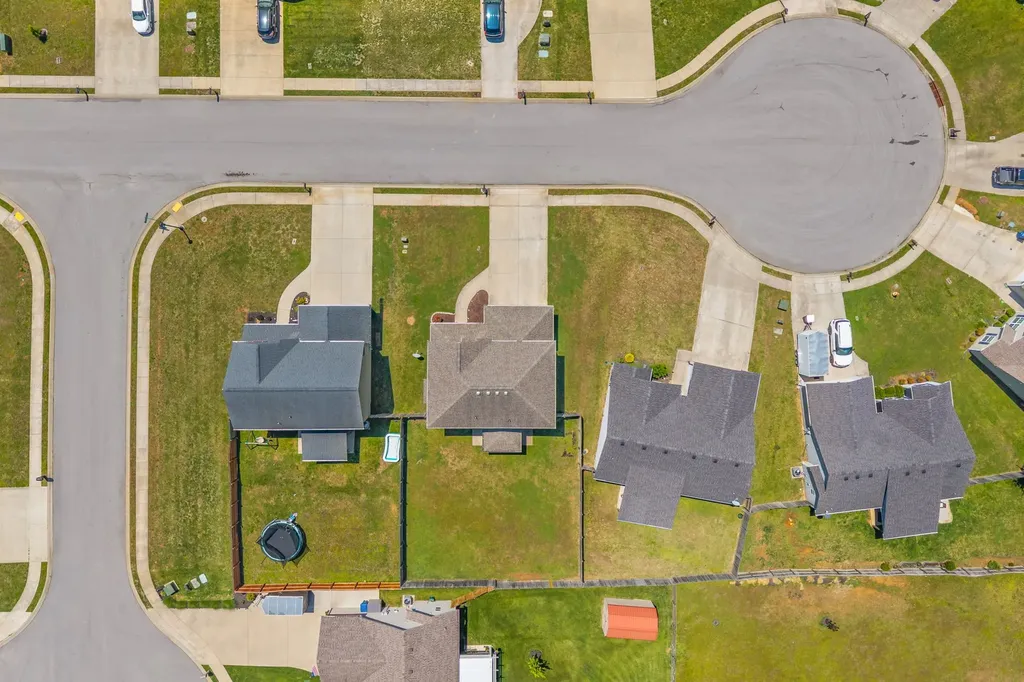2114 Trophy Trace Clarksville TN 37040
