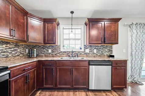 2114 Trophy Trace Clarksville TN 37040
