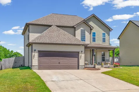 2114 Trophy Trace Clarksville TN 37040