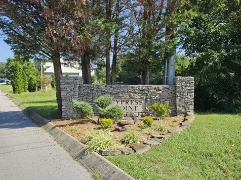 73 Cypress Point Drive Winchester TN 37398