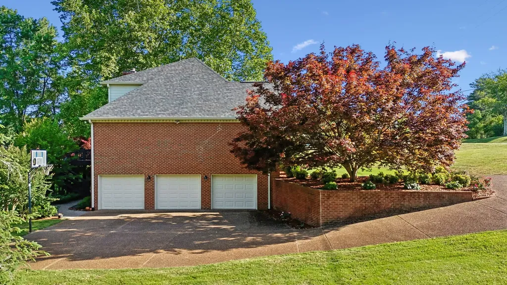 2001 Cedarmont Drive Franklin TN 37067