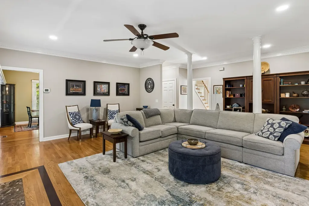 2001 Cedarmont Drive Franklin TN 37067